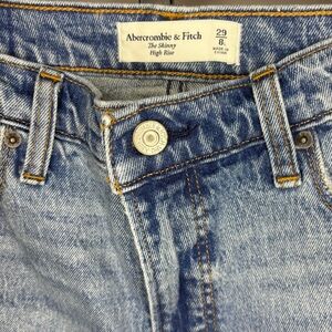 Abercrombie & Fitch The Skinny High Rise Blue Denim Jeans Women’s Size 29/8